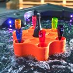 Bar Flottant pour Spa et Piscine - 50x50x15 cm - 4 à 6 Compartiments - Structure Stable et Résistante - Léger, Pliable et Facile à Nettoyer - Accessoire Pratique pour Boissons et Collations